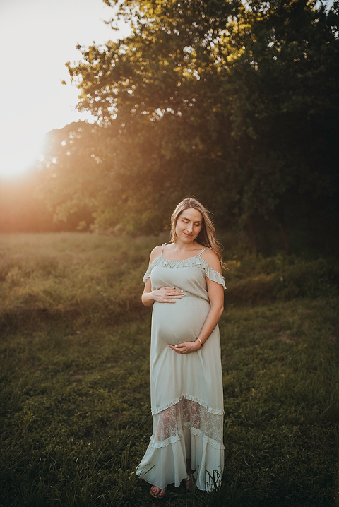 maternity photographer in frisco texas